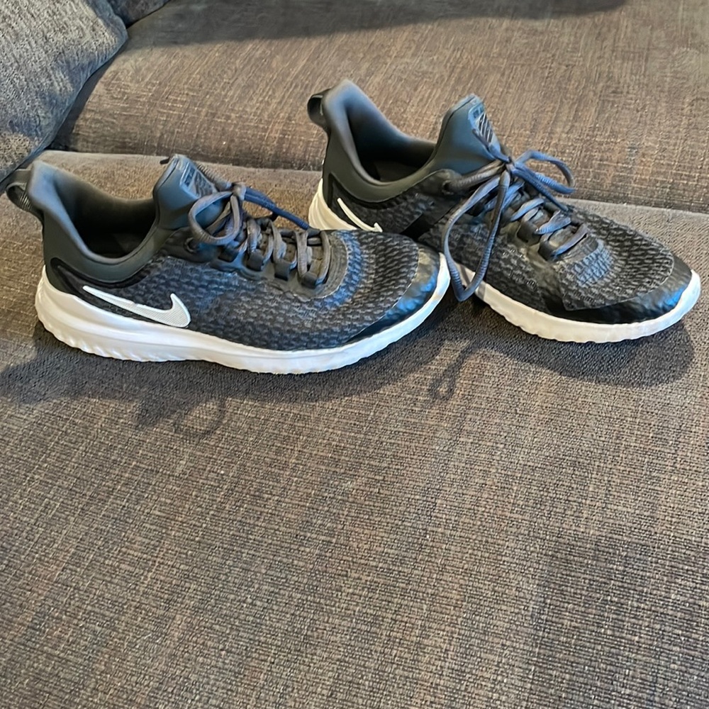 Gently used Nike Renew size 6 youth